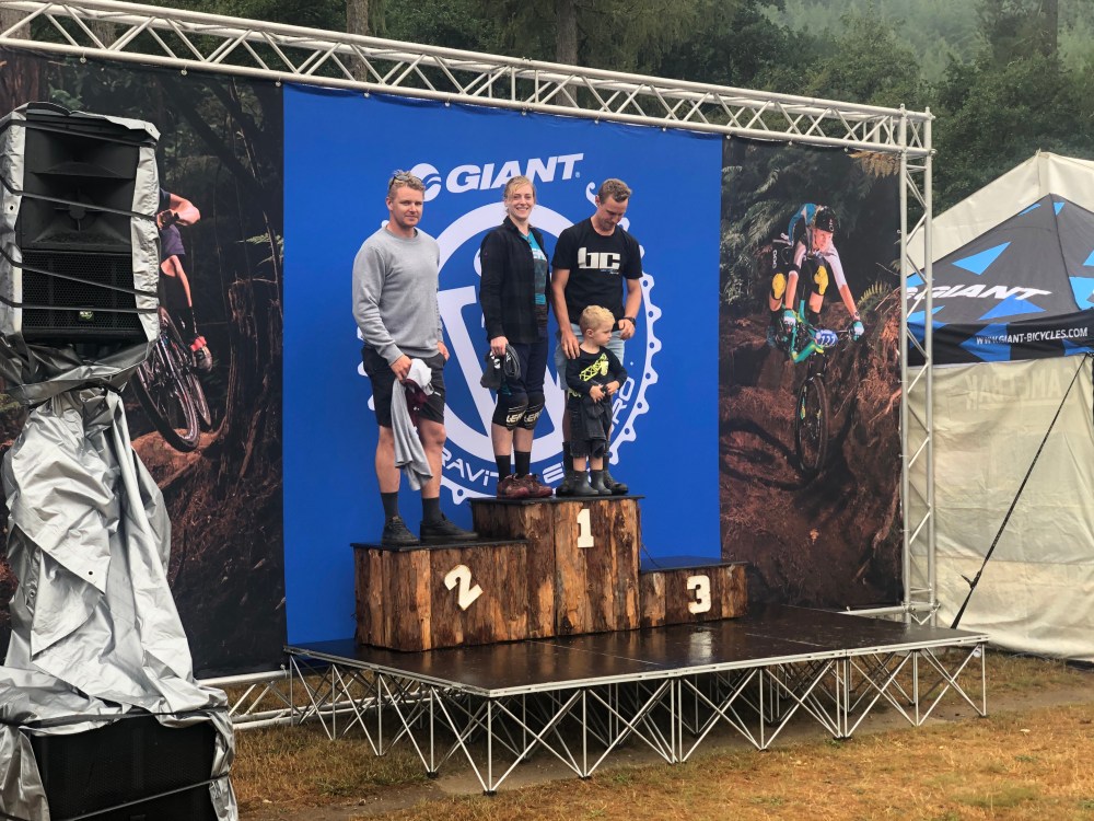 52B16647-AA6F-479E-81CF-73E58B188B64