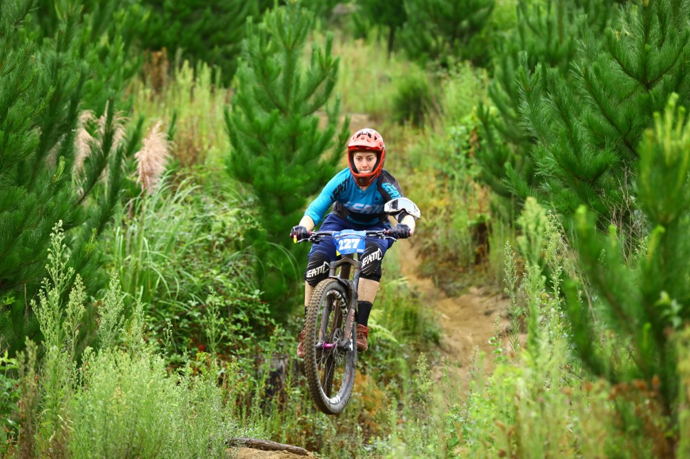 AFFDD3C3-144B-43F9-888A-79D2EA7B780E